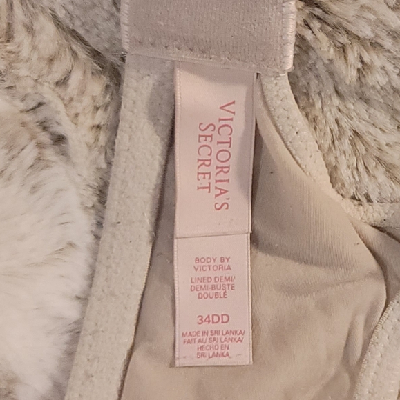 Lined Demi Palm Bra - Picture 3 of 3